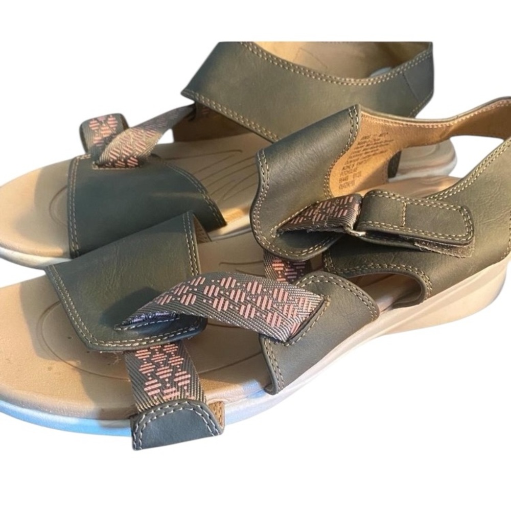 Croft & Barrow 11M Women's leather Sandals in Olive and Pink